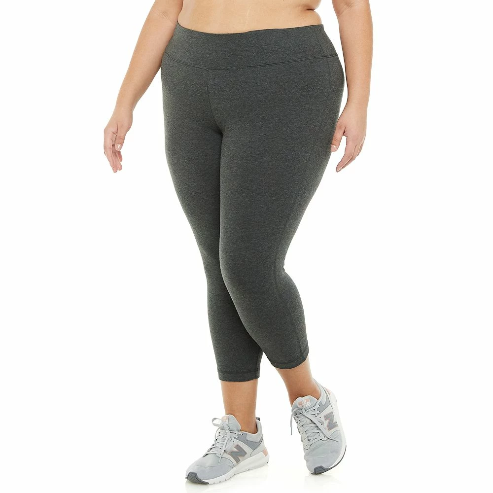 Plus Size Tek GearĀ® Essential High-Waisted Capri Leggings - Image 6