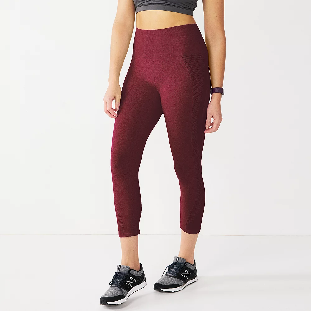 Women's Tek GearĀ® Seamless Capri Leggings - Image 3