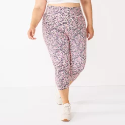 Plus Size Tek Gear® Ultrastretch Pocket High-Waisted Capri Leggings